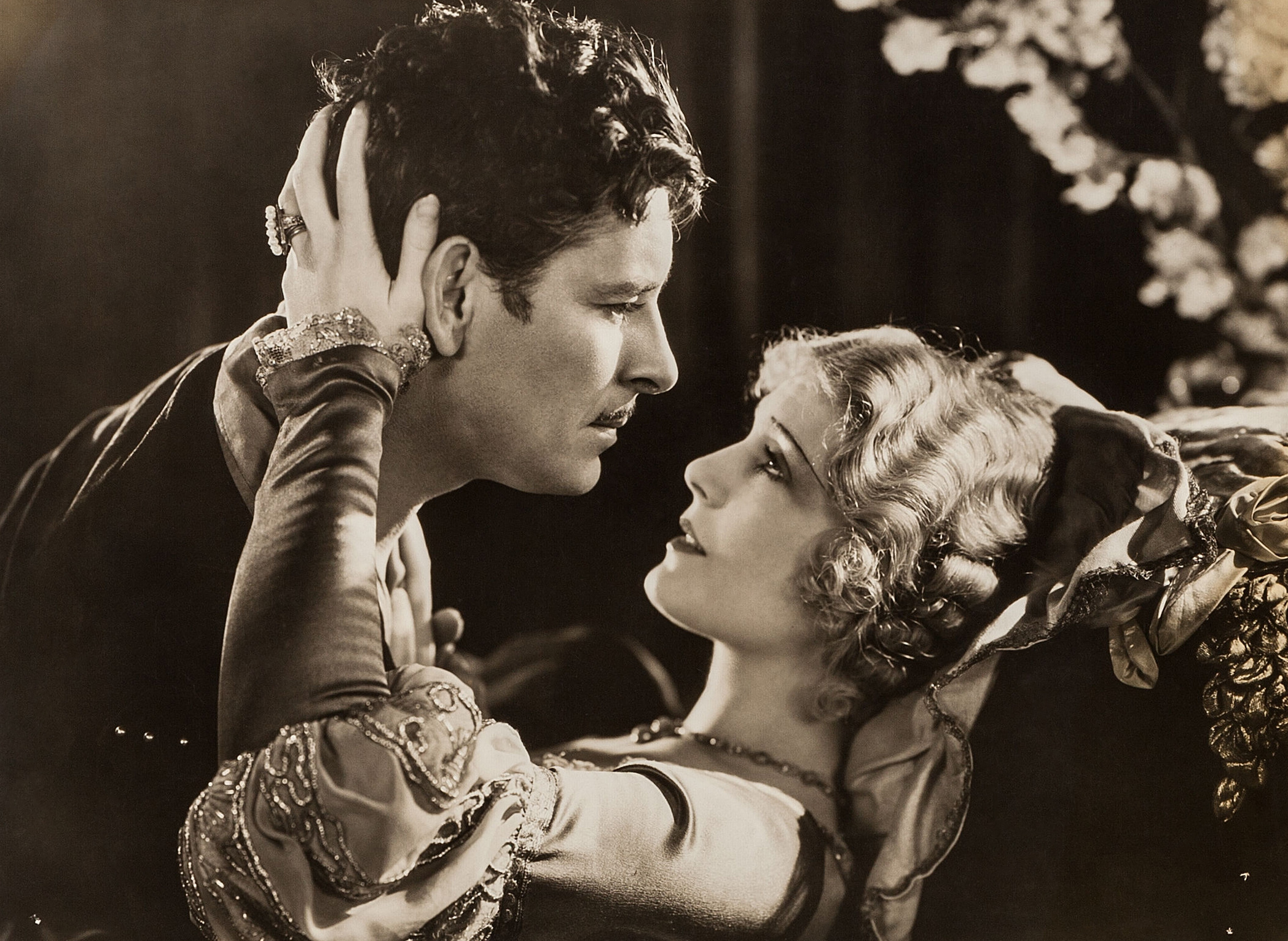 Two Lovers (1928)